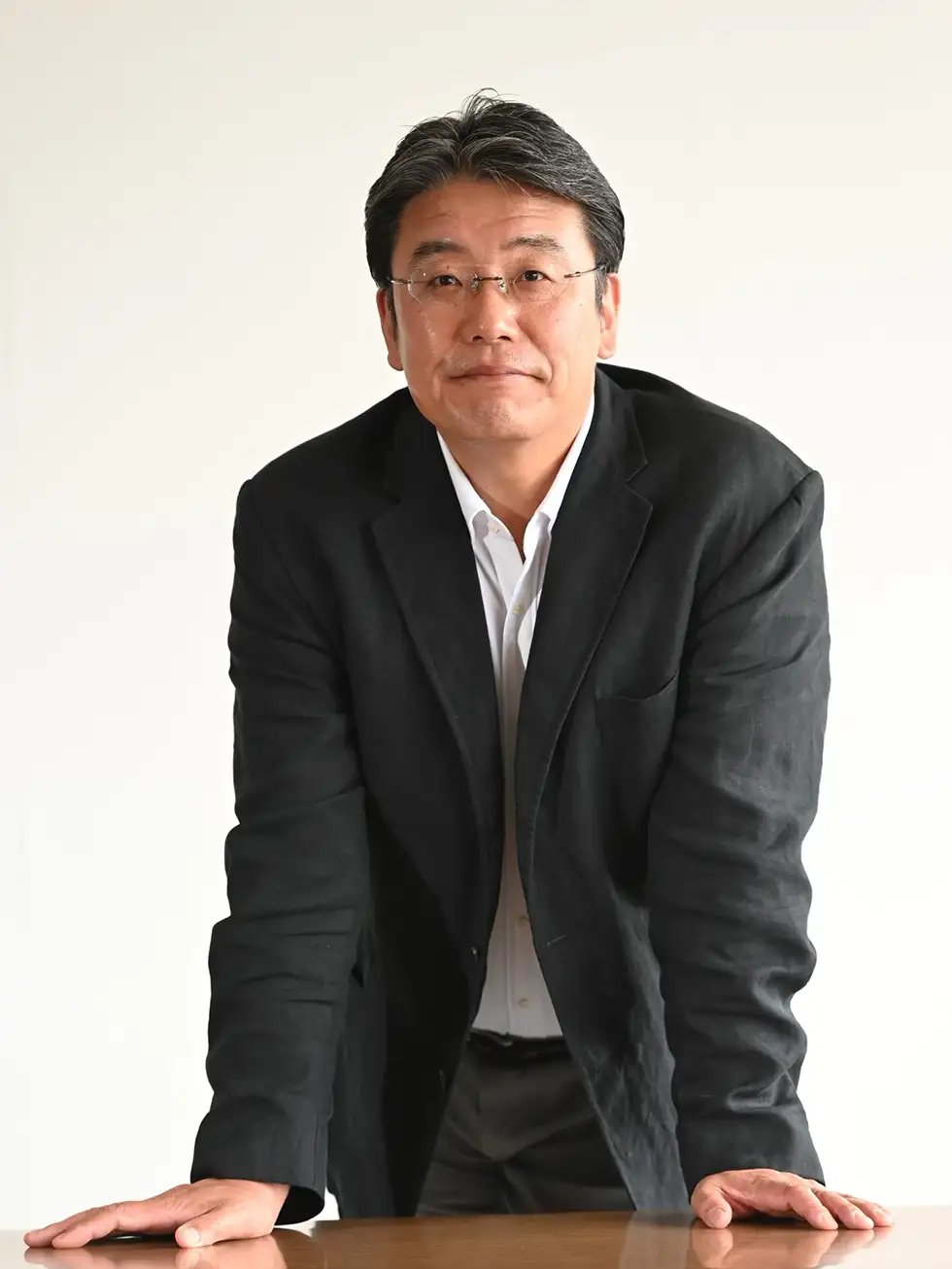 代表取締役社長 / 岩下 勉